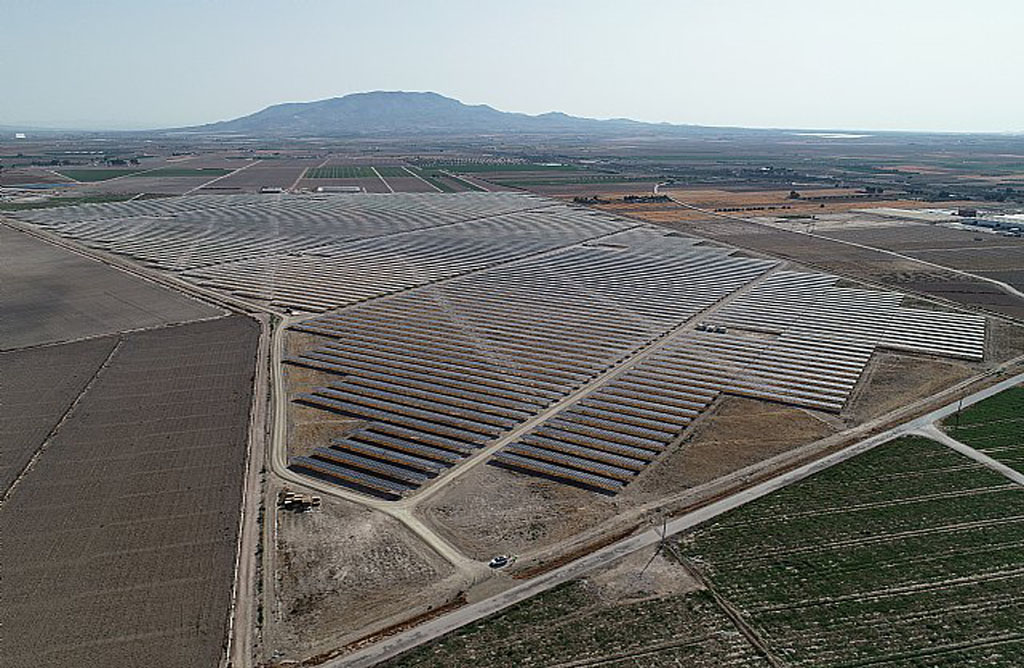 La planta fotovoltaica de Totana ya est conectada a la red.